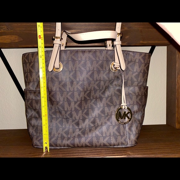 💚EUC Micheal Kors MK Logo Tote Purse - Picture 12 of 12